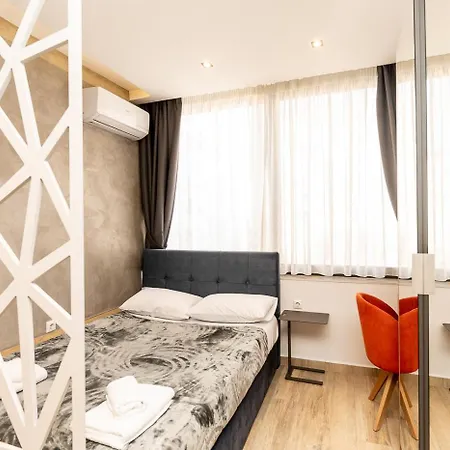 Delmare Val Apartmán *