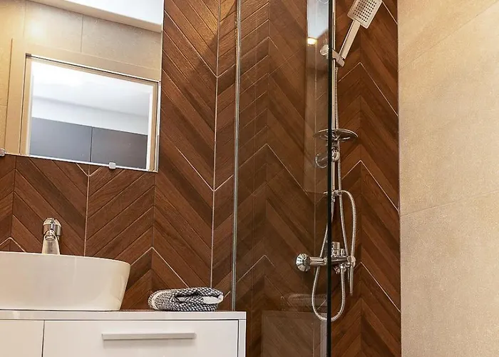 Delmare Val 塞萨洛尼基